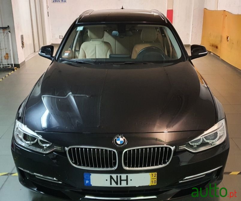 2012' BMW 320 photo #1