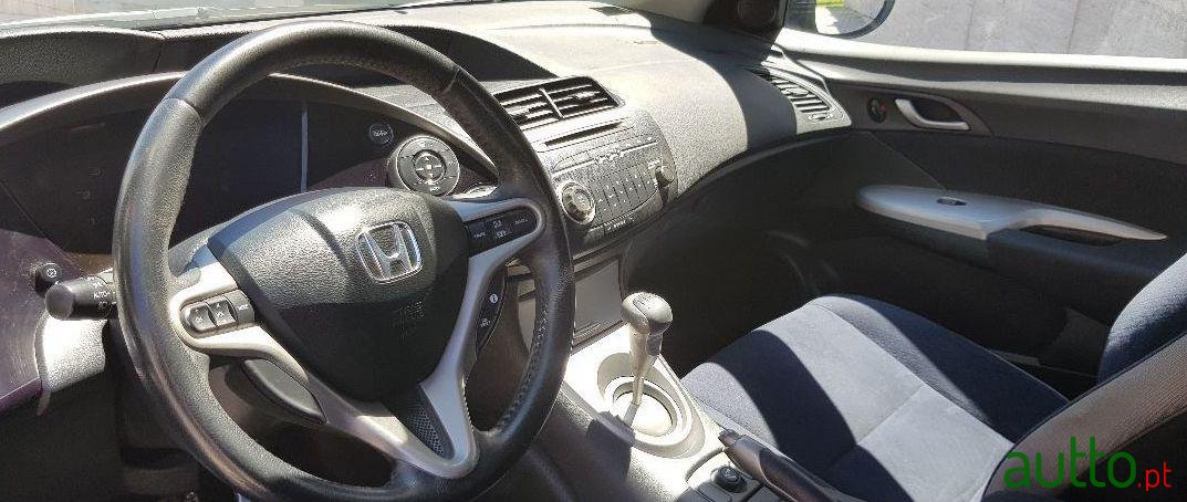 2008' Honda Civic 1.8 Sport photo #4