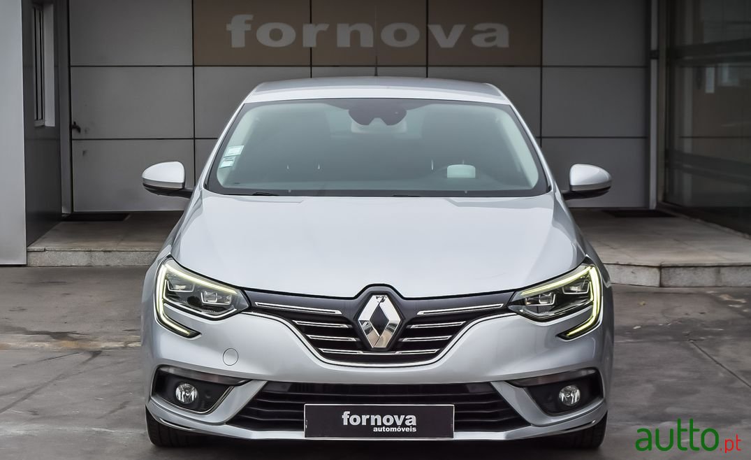 2016' Renault Megane photo #4