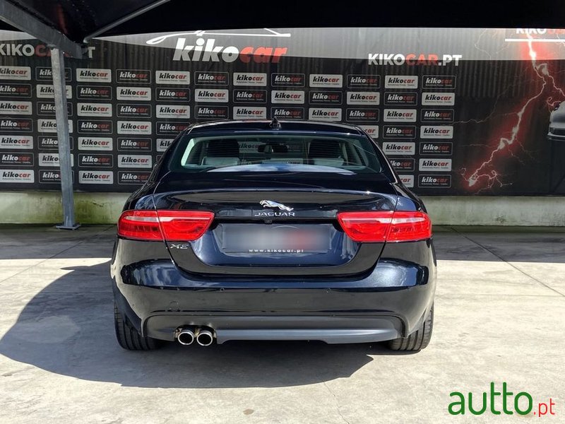 2016' Jaguar XE 20D Aut. Prestige photo #6