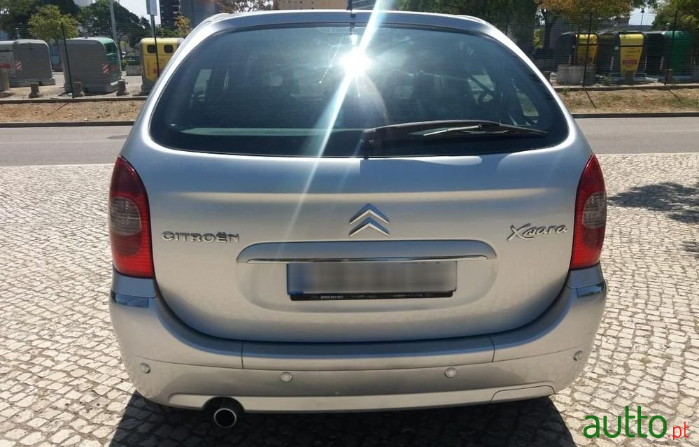 2005' Citroen Xsara Picasso photo #3