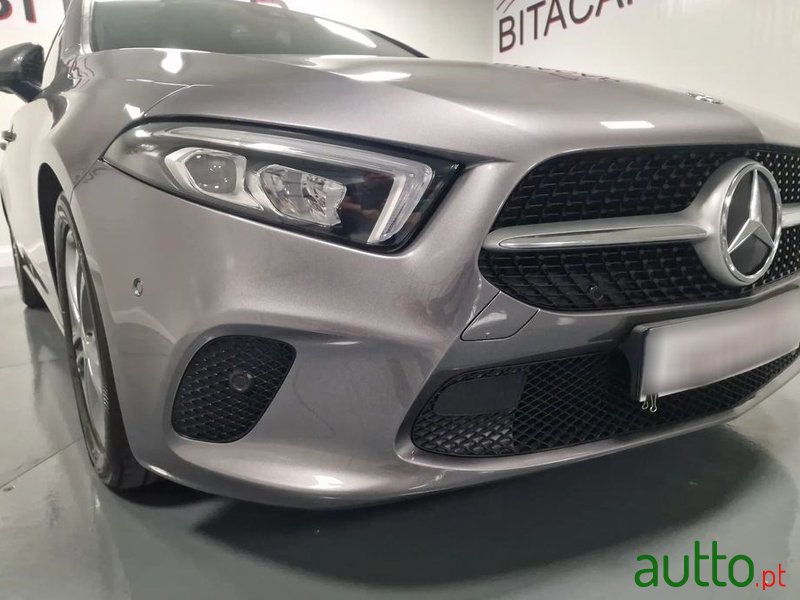 2019' Mercedes-Benz Classe A photo #4