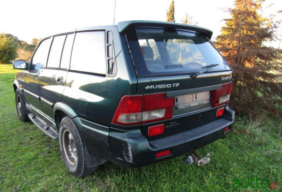 1999' SsangYong Musso 601 2.3 Tdi El photo #1
