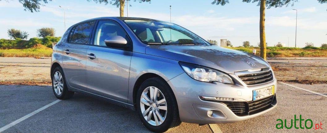 2015' Peugeot 308 photo #5