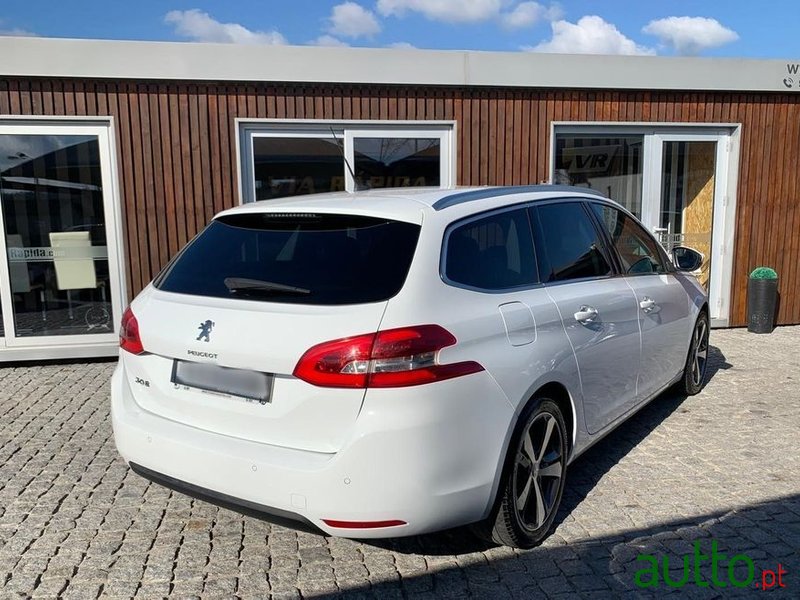 2018' Peugeot 308 Sw photo #6