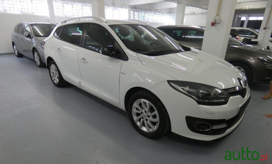 2015' Renault Megane Sport Tourer photo #1