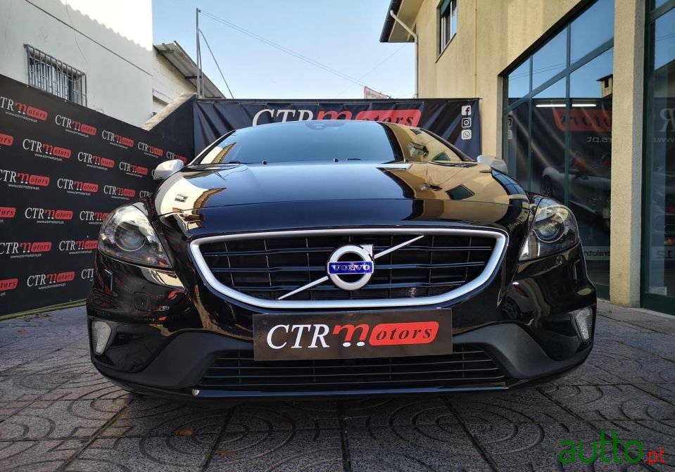 2015' Volvo V40 photo #3