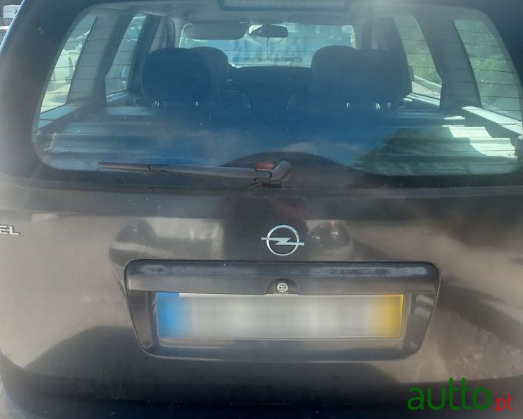 2002' Opel Astra Caravan photo #5