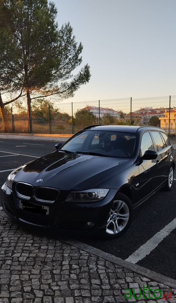 2012' BMW 320 D Touring Aut. photo #1