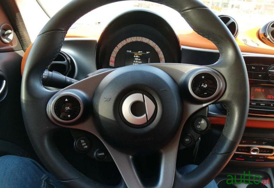 2015' Smart Forfour Passion photo #3