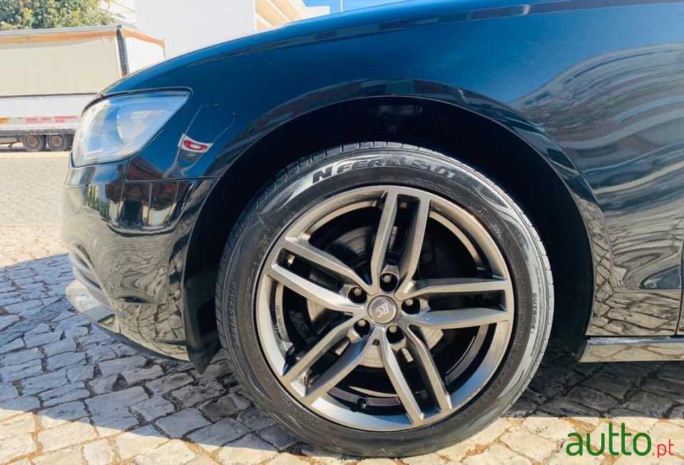 2011' Audi A6 photo #5