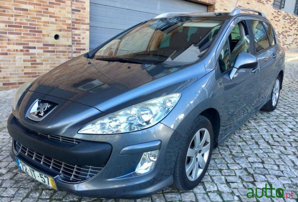 2010' Peugeot 308-Sw 1.6 Hdi Executive photo #2