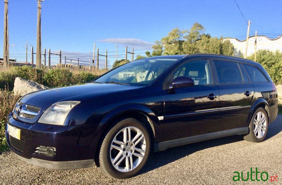 2005' Opel Vectra photo #2