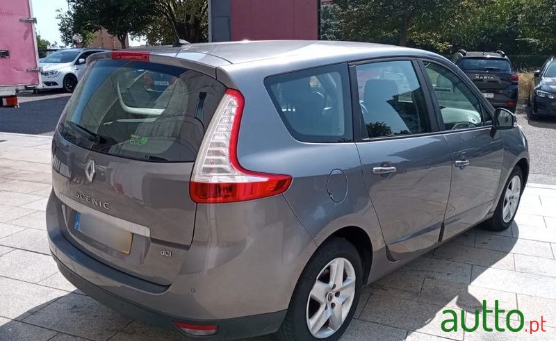 2014' Renault Grand Scenic Energy photo #5