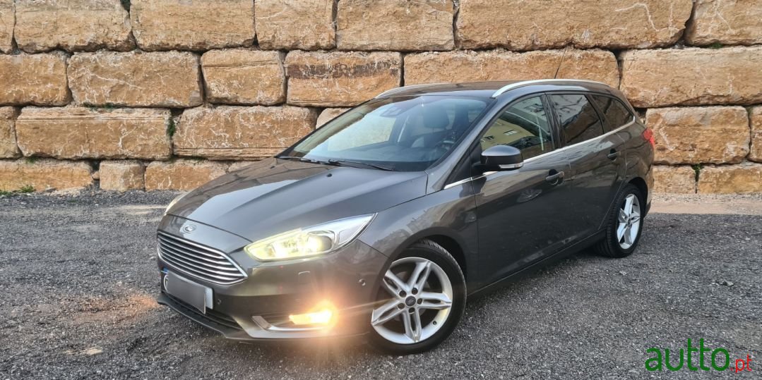 2016' Ford Focus Sw photo #1