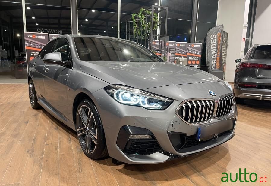 2022' BMW 216 Gran Coupé photo #3