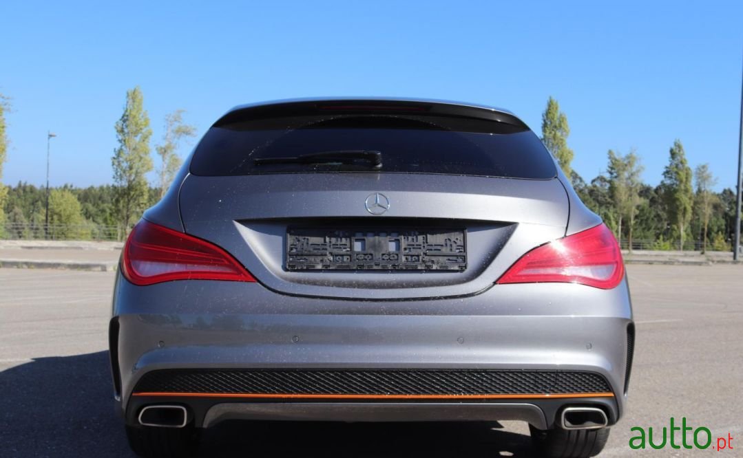2016' Mercedes-Benz Cla-200 photo #4