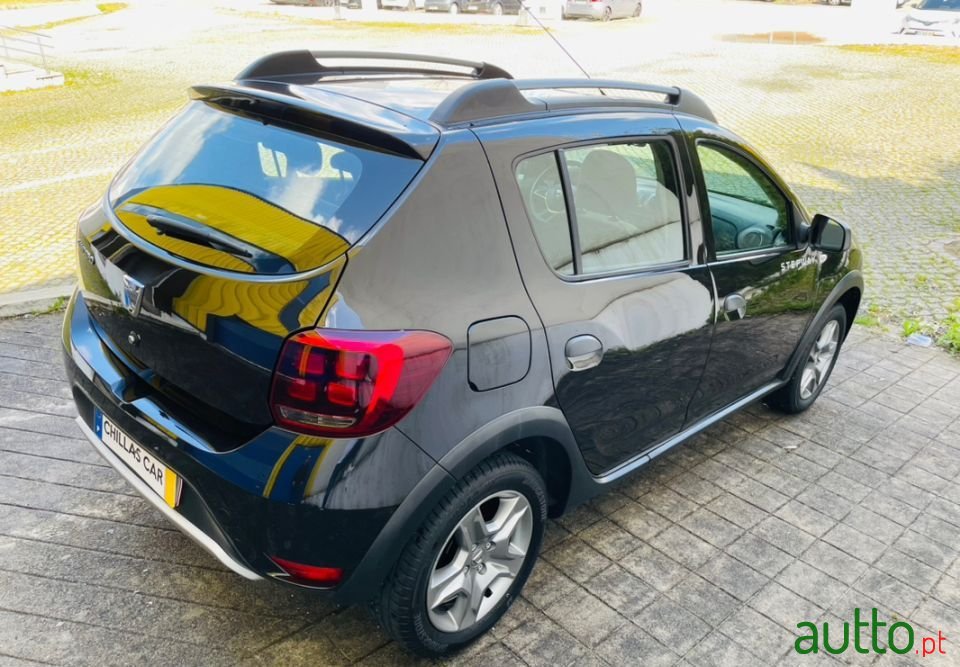 2018' Dacia Sandero Stepway photo #5