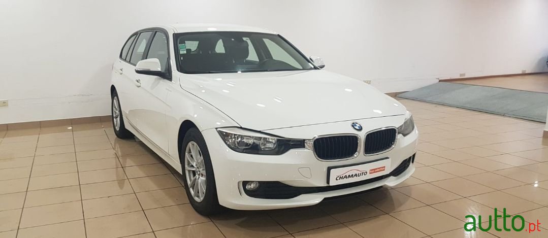 2013' BMW 318 photo #4