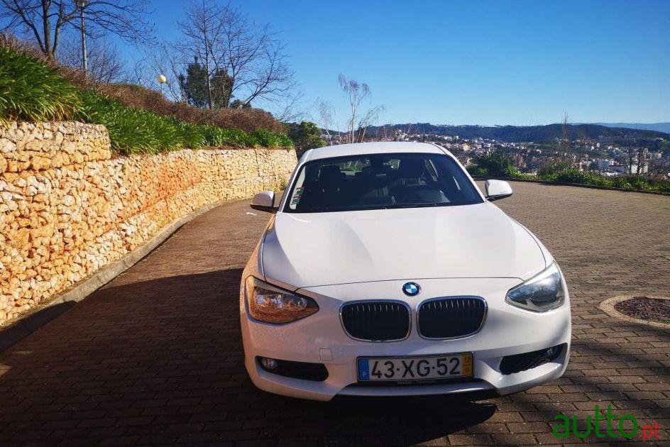 2012' BMW 116 D Efficient Dyamics photo #5