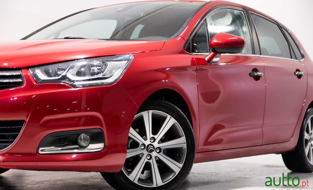 2016' Citroen C4 photo #3