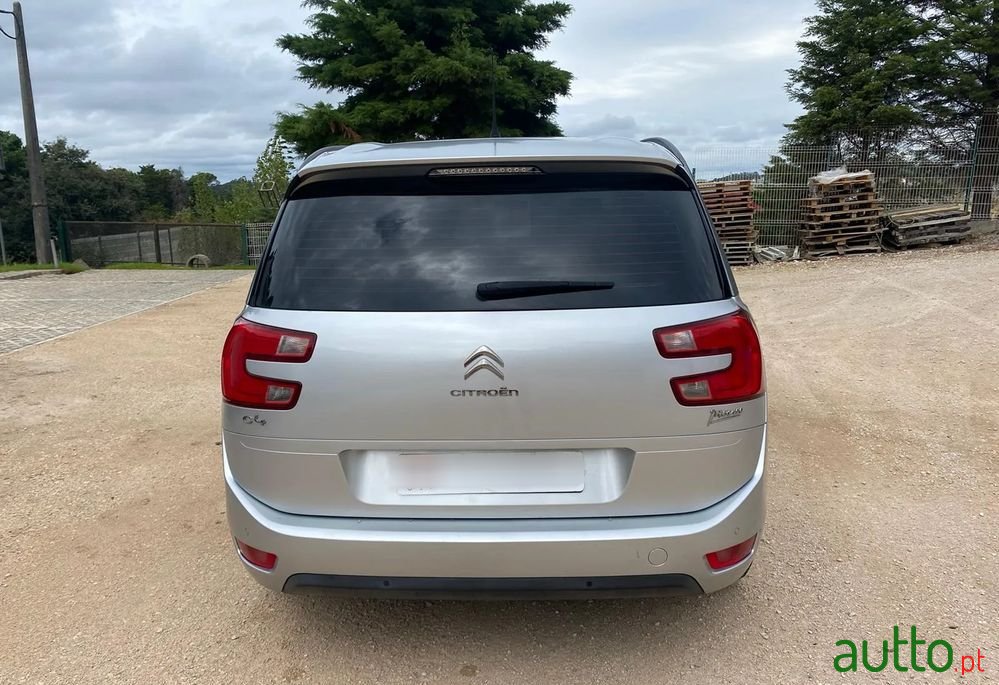 2014' Citroen C4 Grand Picasso photo #5