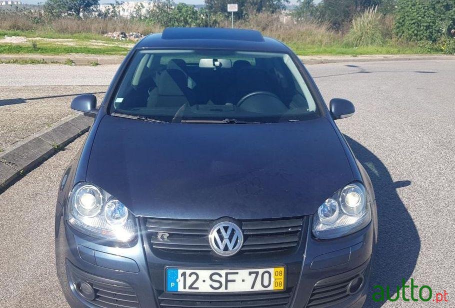 2008' Volkswagen Golf V 2.0 TdiR-Line photo #3