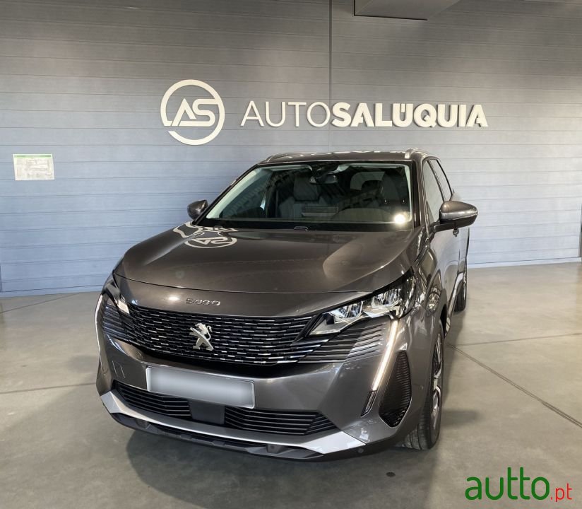 2021' Peugeot 5008 photo #1