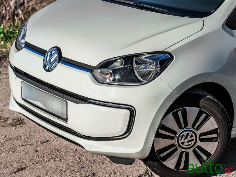 2016' Volkswagen e-up! photo #4