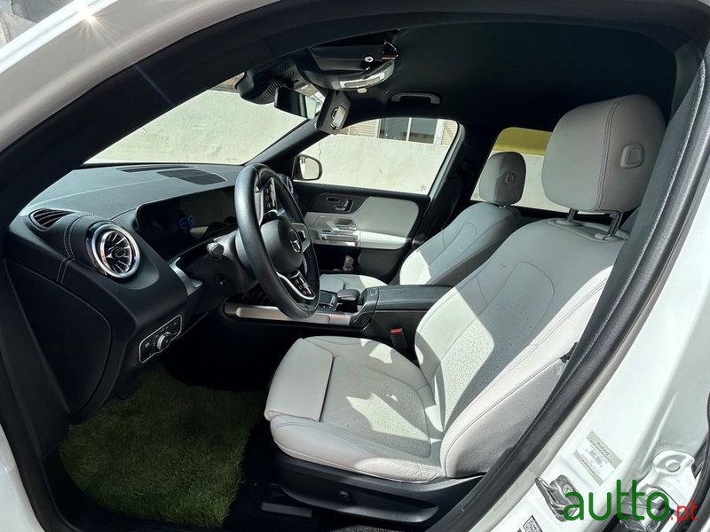 2023' Mercedes-Benz EQB photo #5