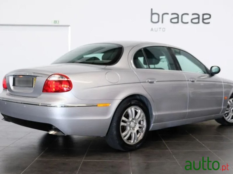 2005' Jaguar S-Type 2.7 D V6 Classic photo #6
