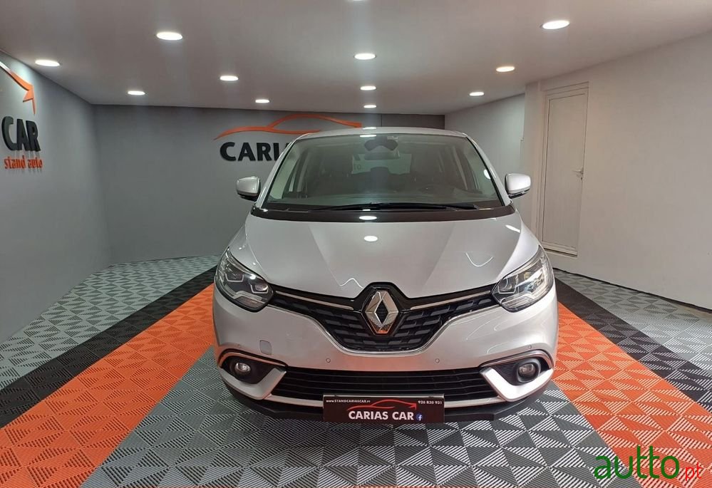 2019' Renault Grand Scenic photo #3