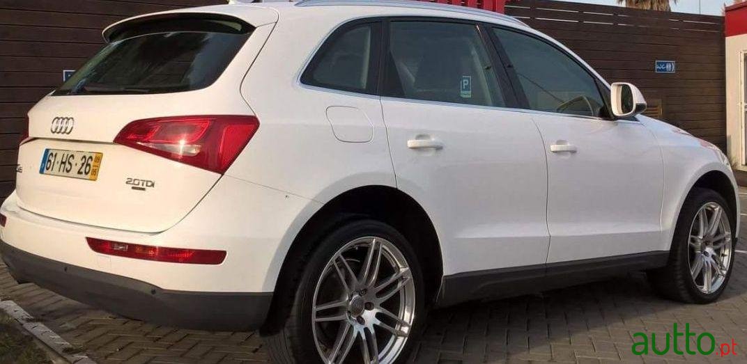 2009' Audi Q5 photo #2