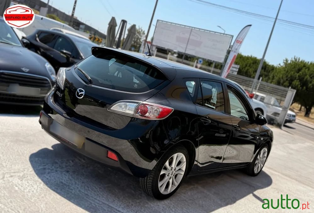 2009' Mazda 3 Hatchback photo #6
