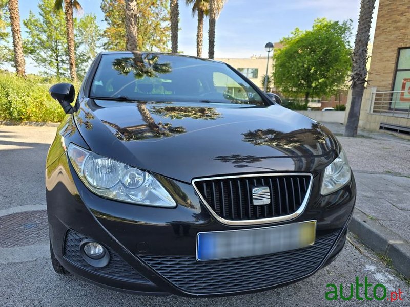 2009' SEAT Ibiza photo #3