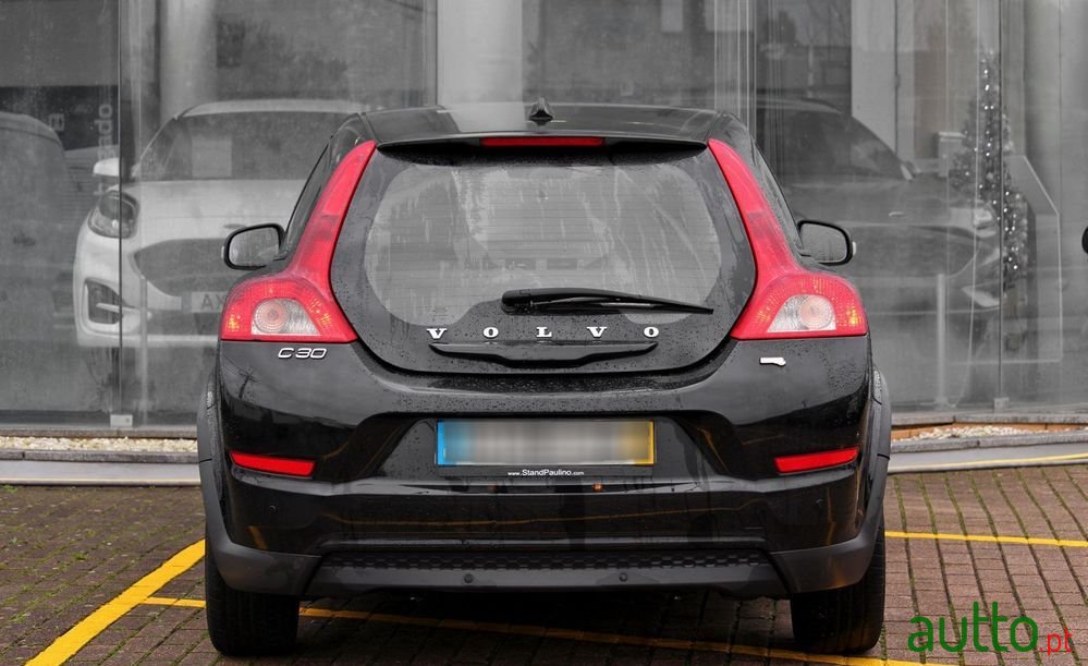 2010' Volvo C30 1.6 D Momentum photo #4