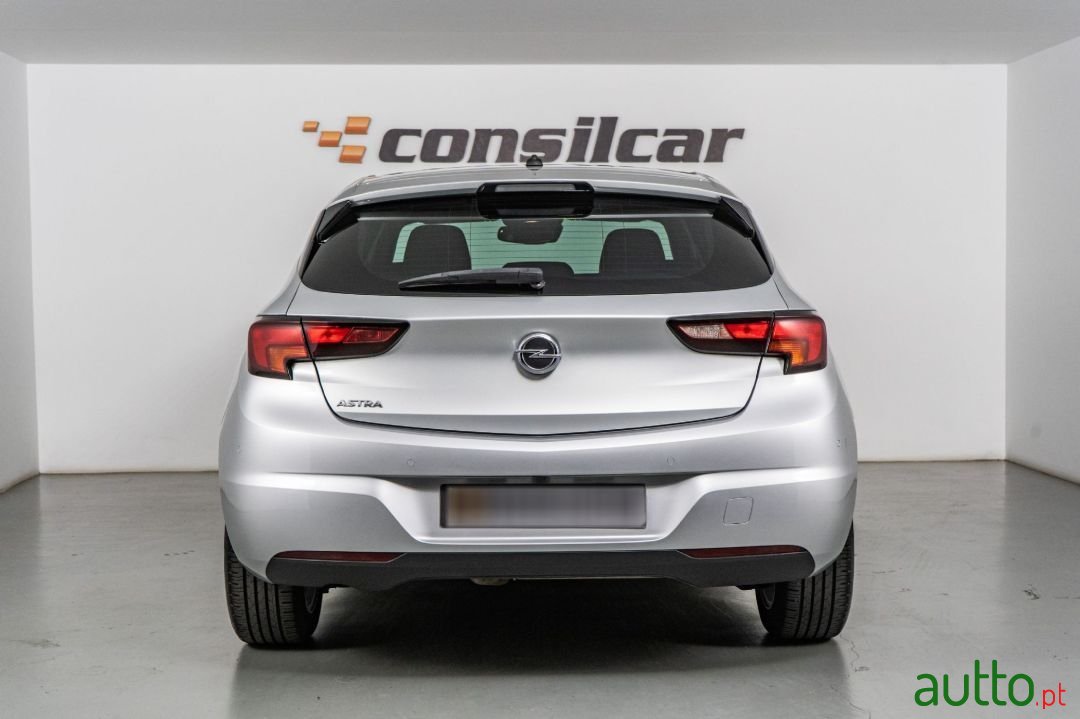 2021' Opel Astra photo #4