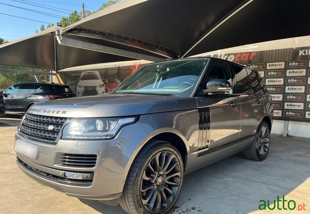 2015' Land Rover Range Rover photo #3