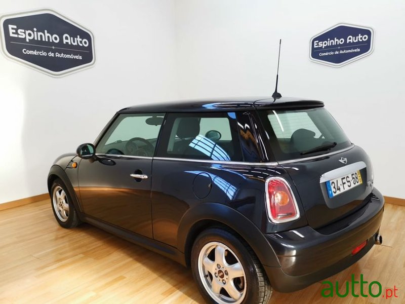 2008' MINI Cooper photo #2