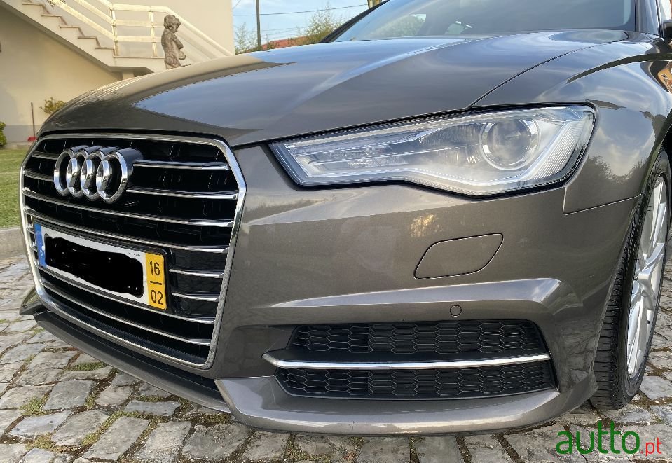 2016' Audi A6 Avant photo #6