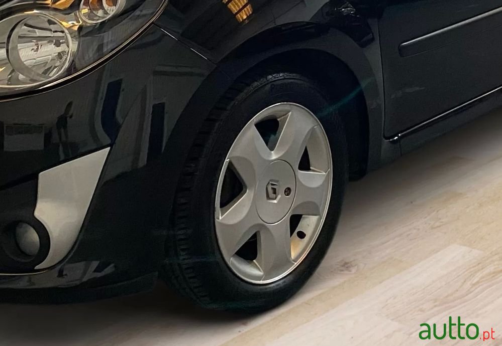 2008' Renault Twingo photo #6