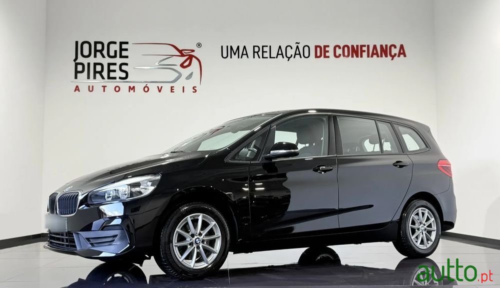 2019' BMW Série 2 D 7L Advantage photo #1