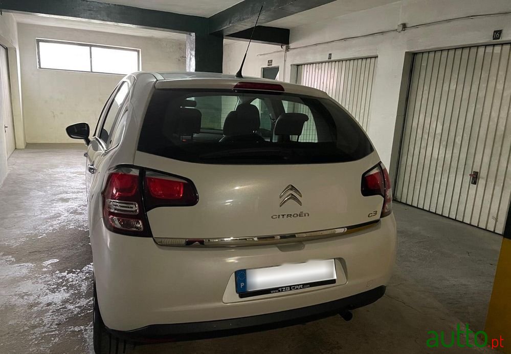 2015' Citroen C3 1.2 Puretech Collection photo #2