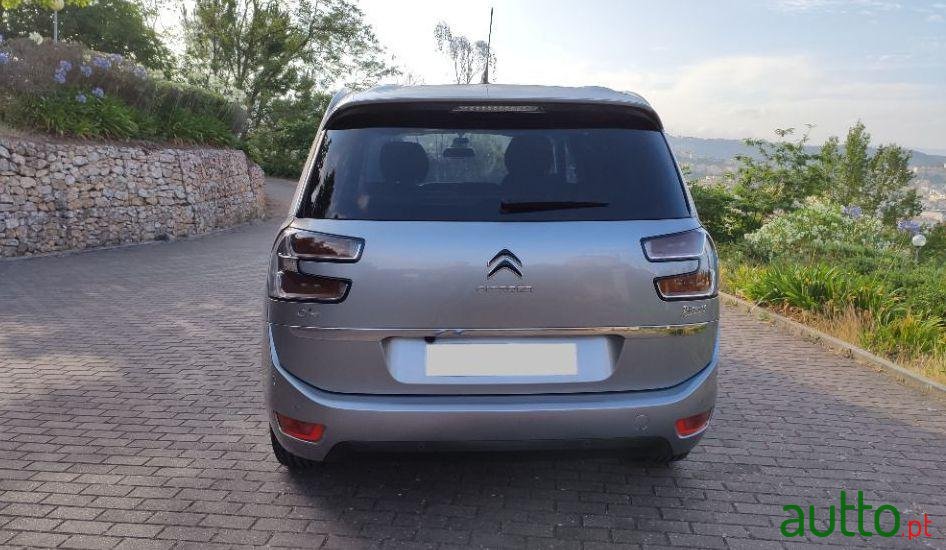 2018' Citroen C4 Grand Picasso photo #3