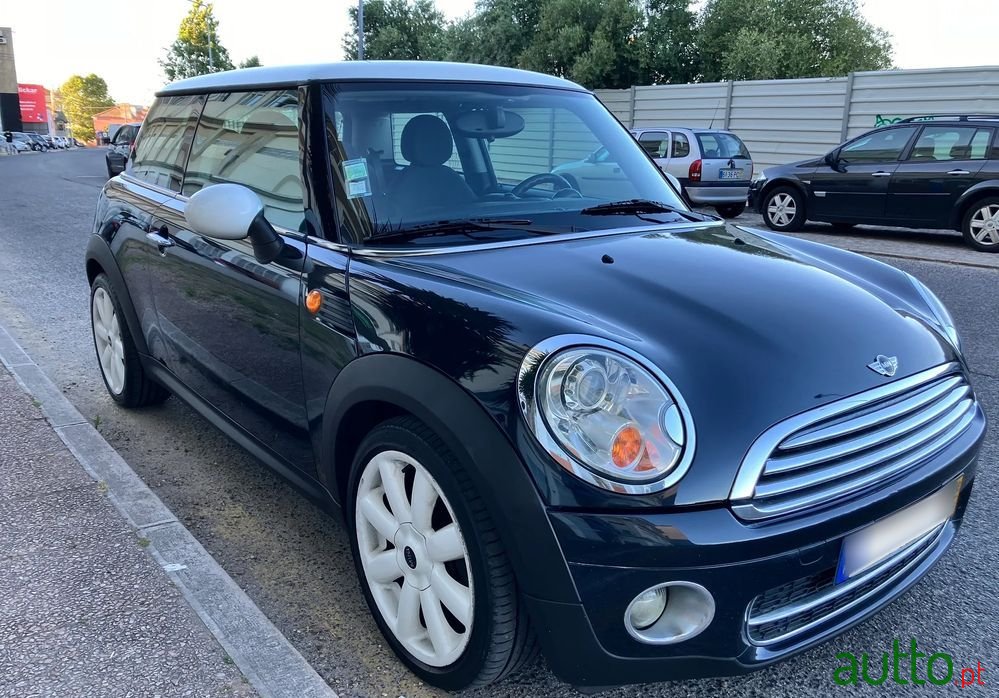 2008' MINI Cooper D photo #4