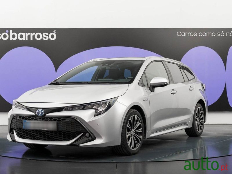 2020' Toyota Corolla Touring Sports photo #1