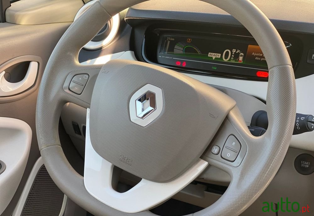 2019' Renault Zoe photo #3