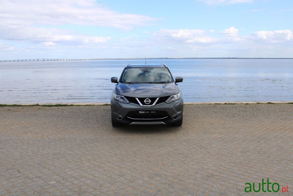 2015' Nissan Qashqai photo #3
