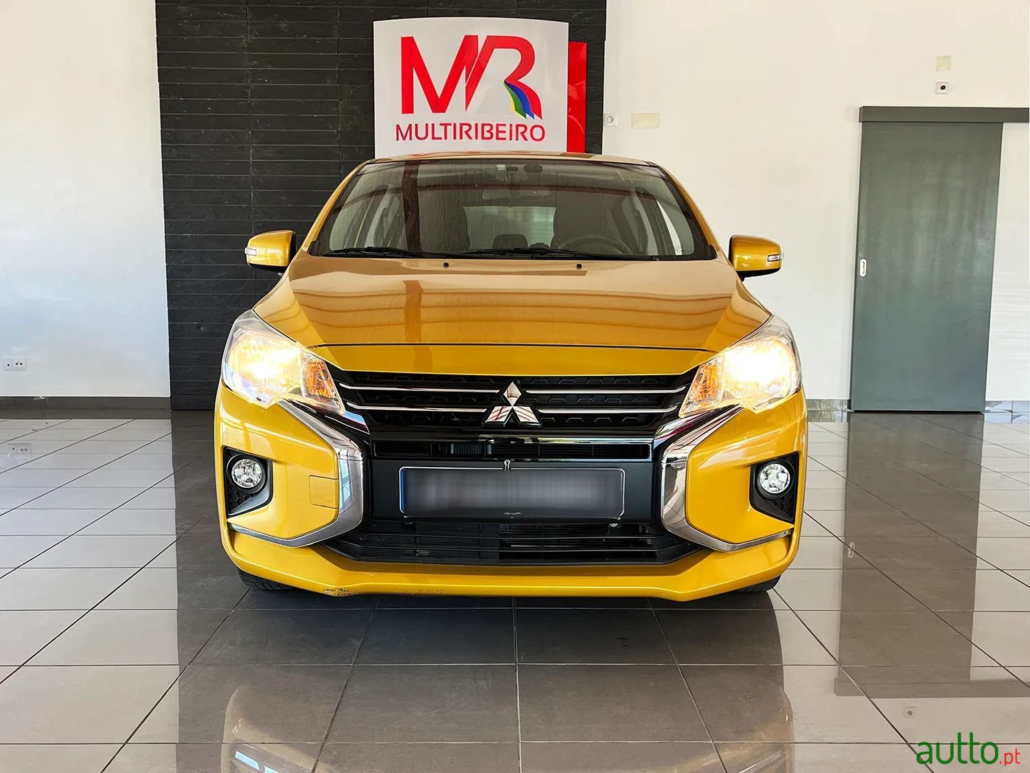 2022' Mitsubishi Space Star photo #2