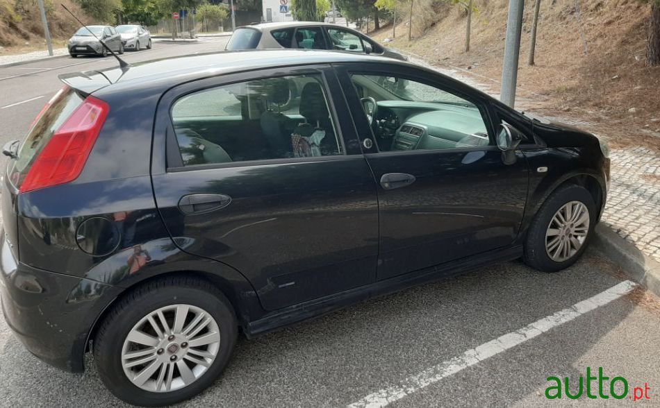 2008' Fiat Grande Punto photo #3